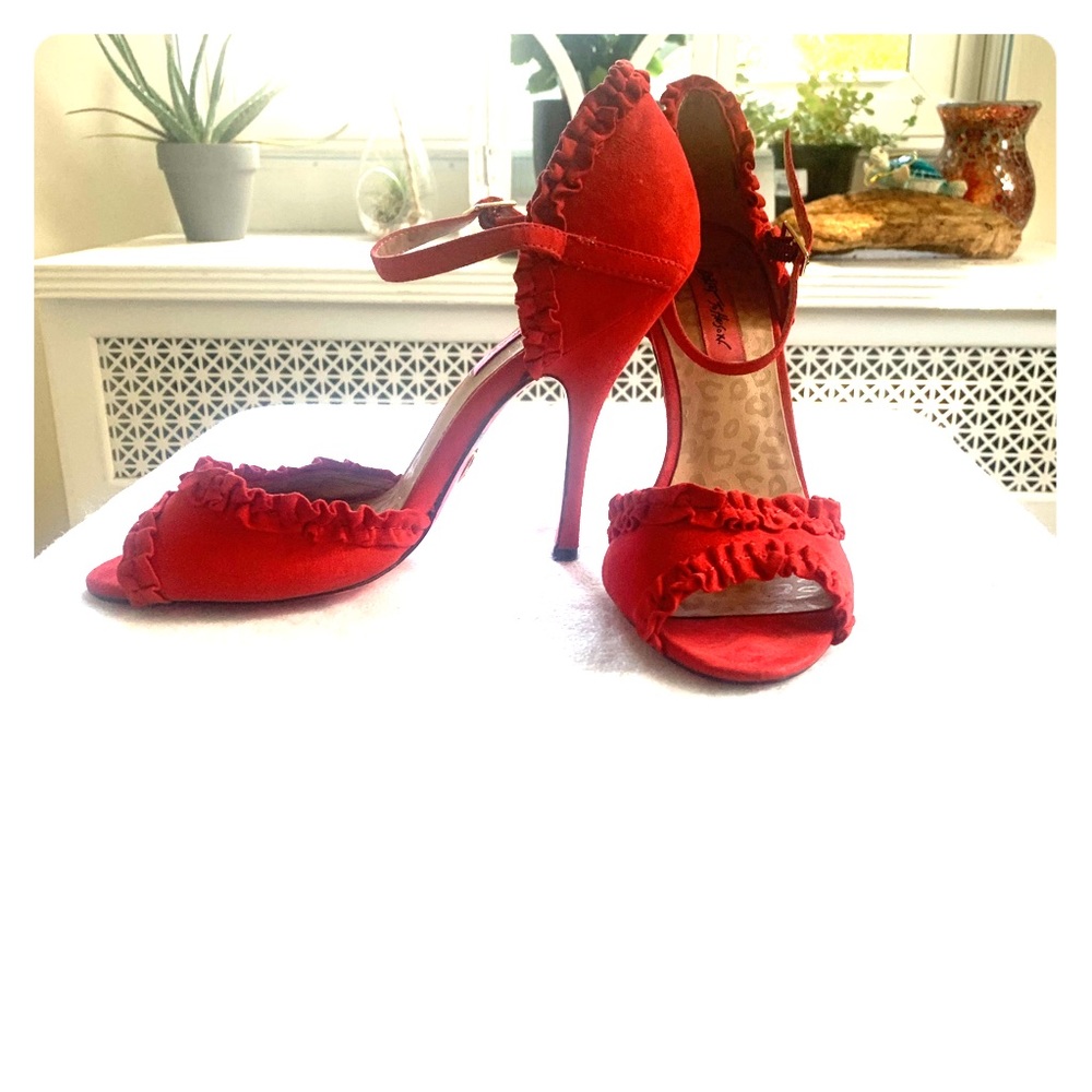 Betsey Johnson red leather ruffle heels size 8.5